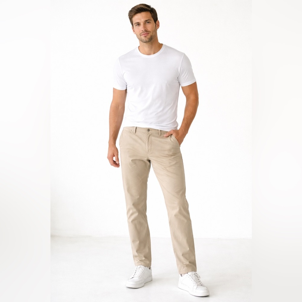 Theory Men's Slim Straight Chinos in Light Khaki 
A8